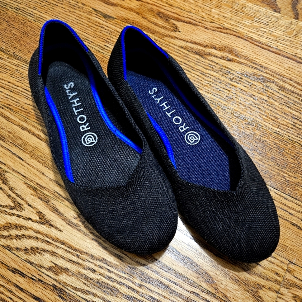 Rothy’s Black Flats Round Toe Size 8